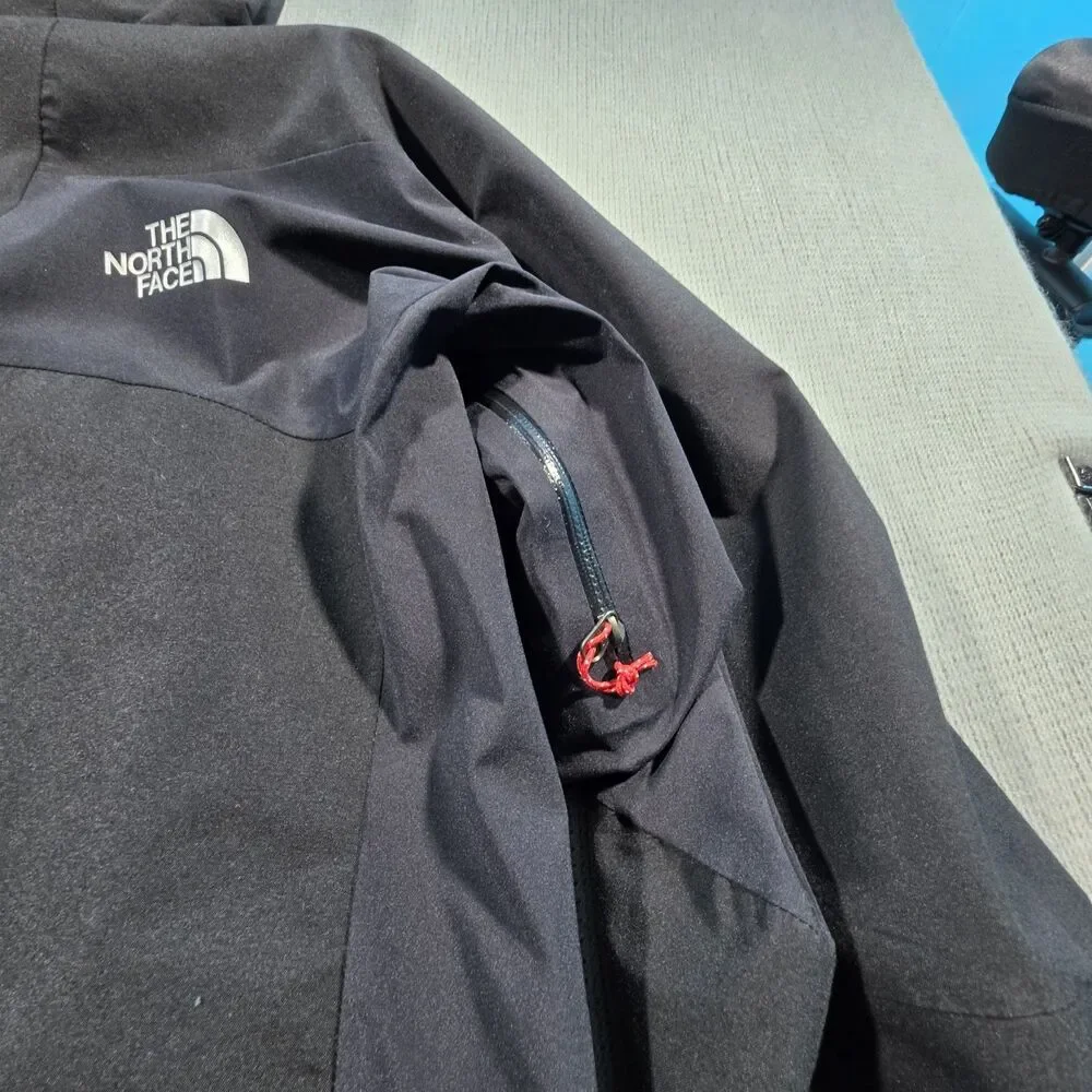 The North Face Summit Series Men's Black Gore-Tex Hooded Shell Jacket S/P